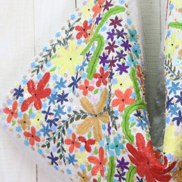 Gorgeous NEW Embroidered Floral Flower Botanical Garden Large Boho Tote Handbag - Picture 3 of 7